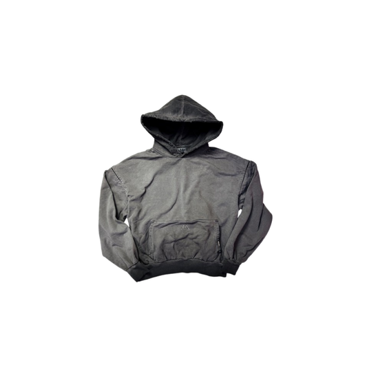 Felpa con cappuccio nera MO Interchangeable stile denim modulara, fondo bianco